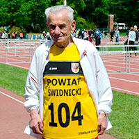 Senior ze Świdnicy ustanawia rekordy Europy i świata