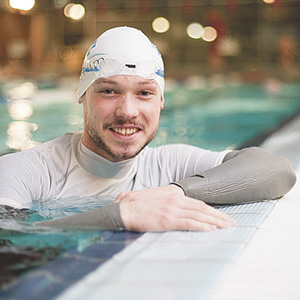 Pływanie – sport, który daje efekty jak terapia na turnusie rehabilitacyjnym